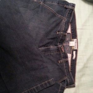 Old Navy long Capris sz 16r