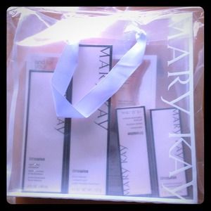 Combo/oily Set 🌟Reserved🌟