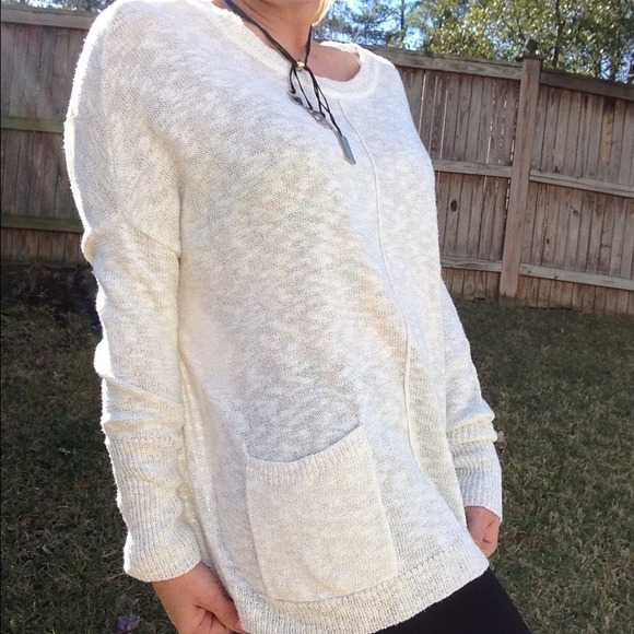 XXBUNDLEDXX Sweater/ Verve