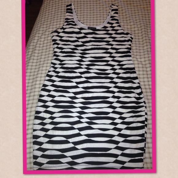 Black and White Dress. SOLD