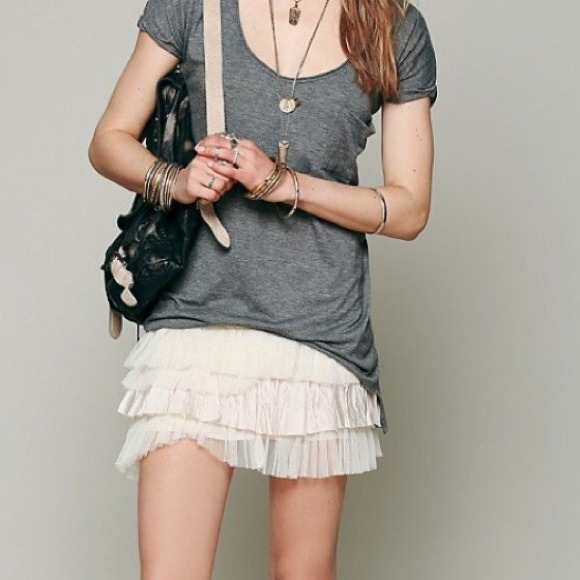 🎉HP 1/31🎉Free People Ruffle Skirt!! NWOT