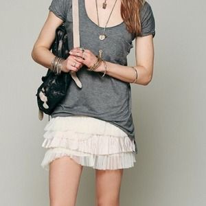 🎉HP 1/31🎉Free People Ruffle Skirt!! NWOT