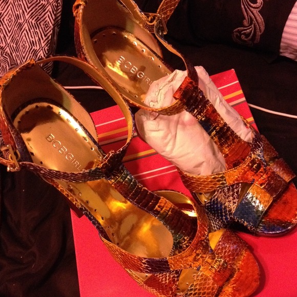 BCBG Heels - Picture 3 of 4