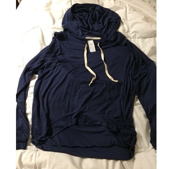 navy blue hoodie small