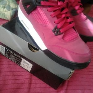 Cherry voltage jordan 4