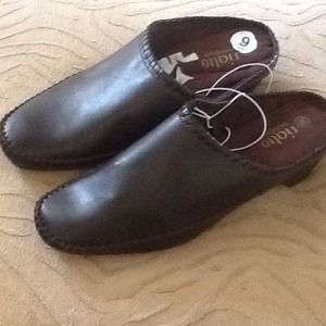 Dark Brown Mule Slipon WIDE