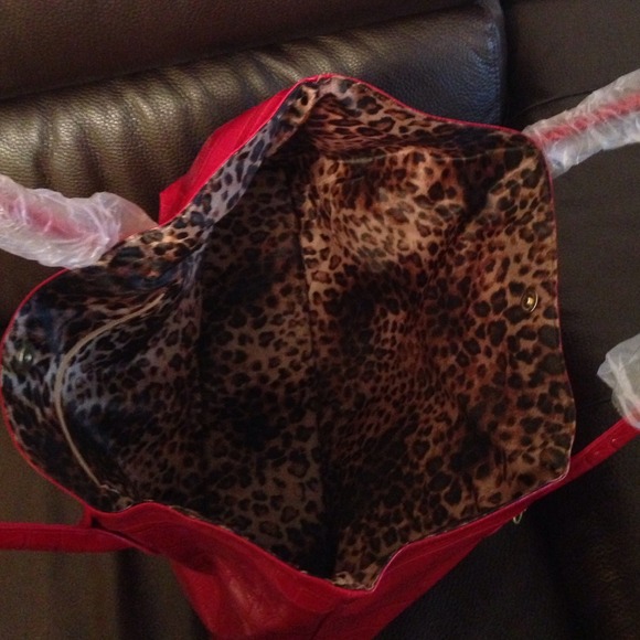 Handbag - Picture 3 of 3