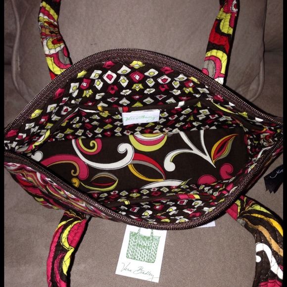 🚫SOLD🚫 Vera Bradley Little Betsy - Picture 2 of 4