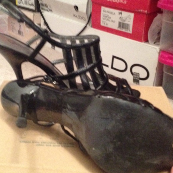 Caged Animal - Picture 3 of 3