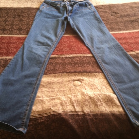 DONATED  SUPER COMFY!!! - Picture 2 of 2