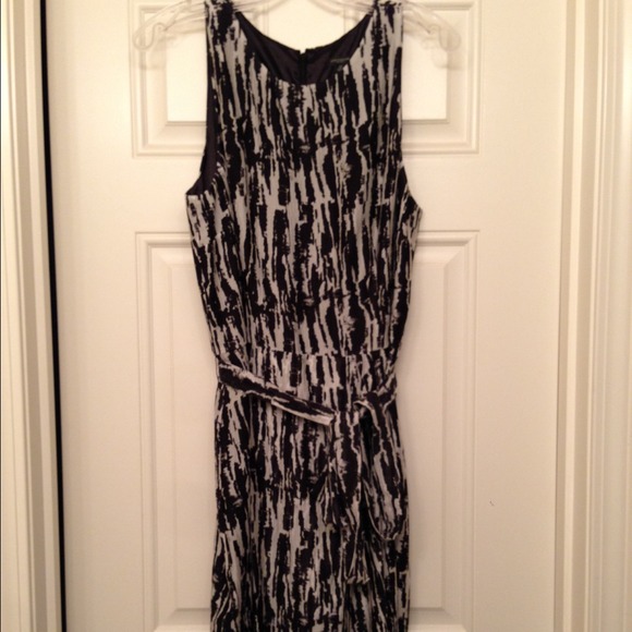 Ann Taylor sleeveless silk dress