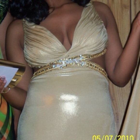 Evening gown - Picture 3 of 4