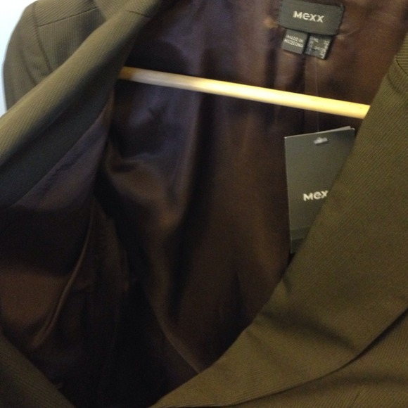 Suit jacket - Picture 3 of 3