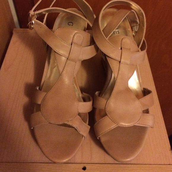 REDUCED! Guess nude wedge heels