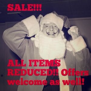 PLEASE LOOK IN MY CLOSET!!