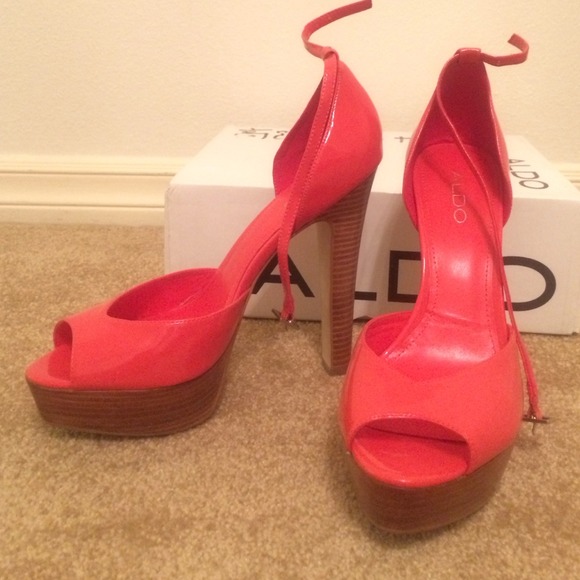 Aldo coral heels