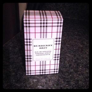 💚💛Burberry Britt💛💚