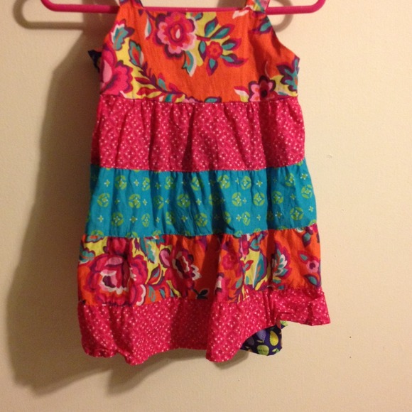 Dresses - Picture 2 of 2