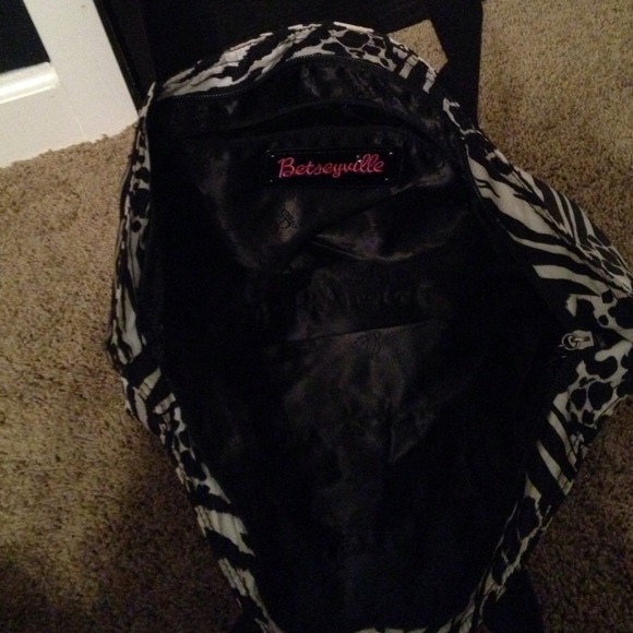 Betsey Johnson tote - Picture 2 of 2