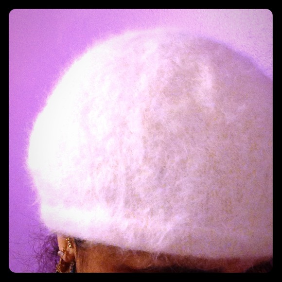 Brane new off white - Picture 1 of 3