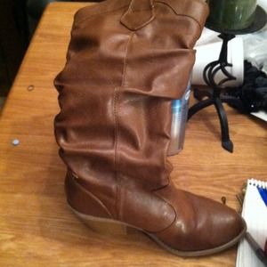 Some leather peanut butter boots