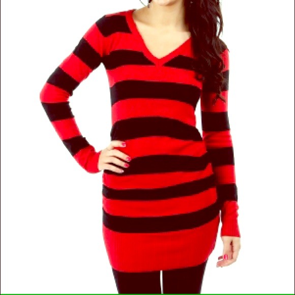 Available color RED/BLUE