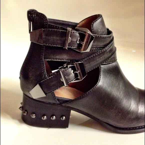 Jeffrey Campbell Shoes - JEFFREY CAMPBELL Distressed Black Spike Boots Jeffrey Campbell Shoes - JEFFREY CAMPBELL Distressed Black Spike Boots