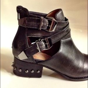 Jeffrey Campbell Shoes - JEFFREY CAMPBELL Distressed Black Spike Boots Jeffrey Campbell Shoes - JEFFREY CAMPBELL Distressed Black Spike Boots