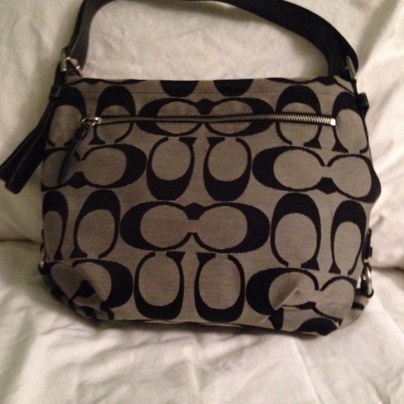 ⬇️ REDUCED!  Authentic Coach Hobo