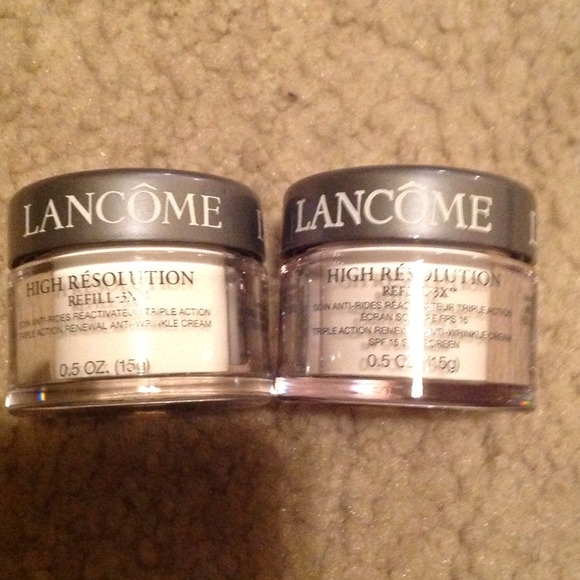 Sold!!Makeup bundle - Picture 2 of 5