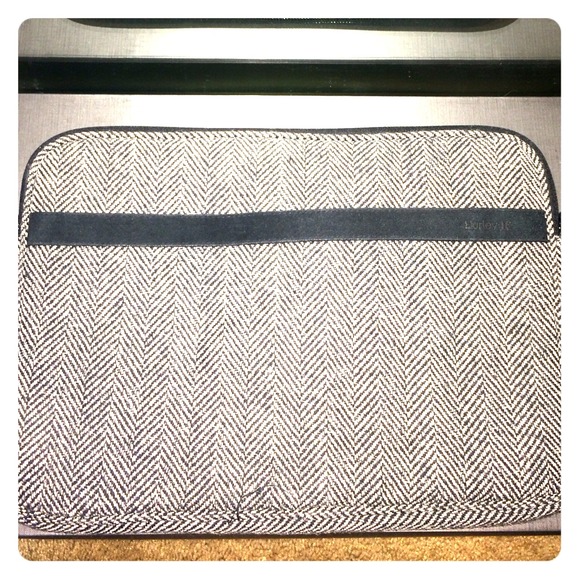 Hurley MacBook Pro Case.