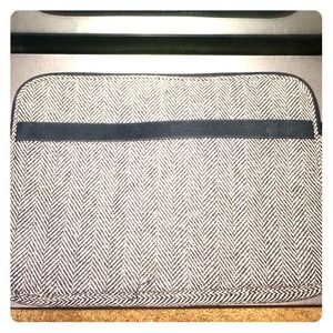 Hurley MacBook Pro Case.