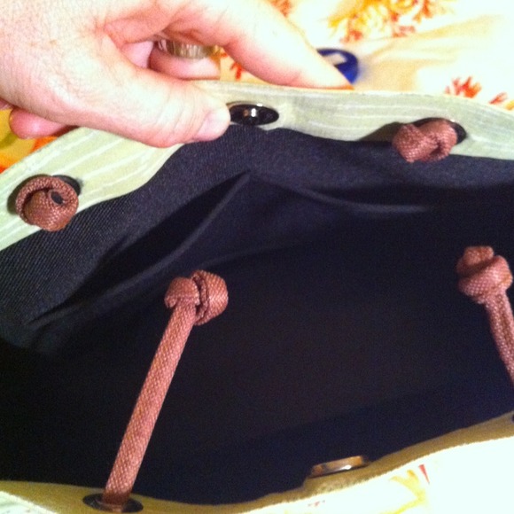 💥NWT handmade purse silk grass green $120.00💥 - Picture 3 of 4