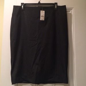 SOLD NWT Express black pencil skirt