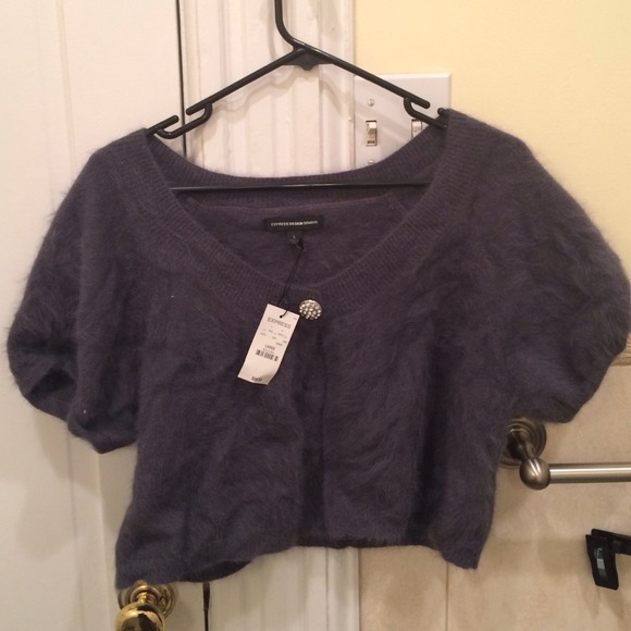 SOLD NWT Express grey angora shrug