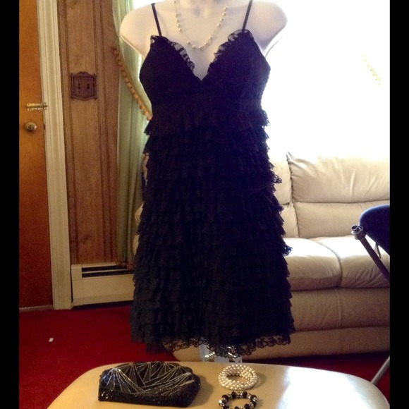 🎉FINAL REDUCTION🎉Pretty black tiered party dress