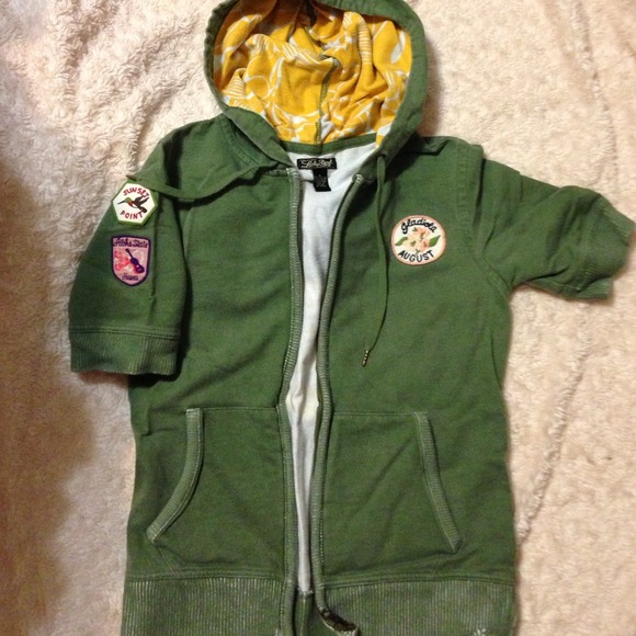 Lucky Brand Short Sleeve Sweatshirt