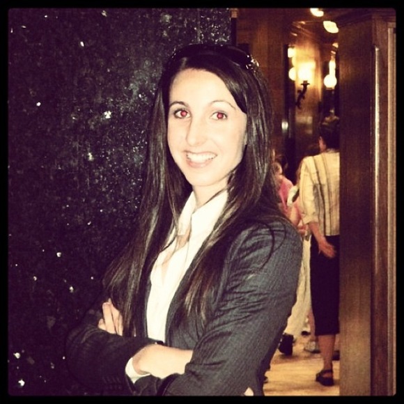 👜⭐️ Meet your seller/buyer! ⭐️👗 - Picture 3 of 4