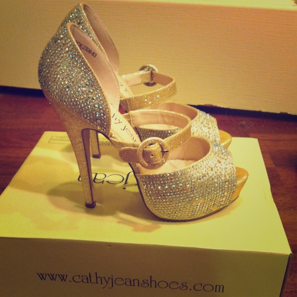 Cathy Jean Sparkly Peep Toe Pumps
