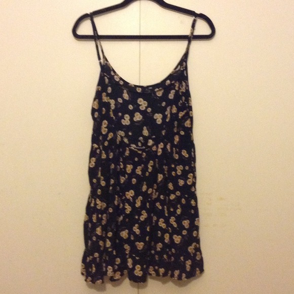 Brandy Melville Sunflower Jada