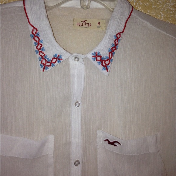 Sheer White Hollister Co Blouse with tribal collar - Picture 2 of 4