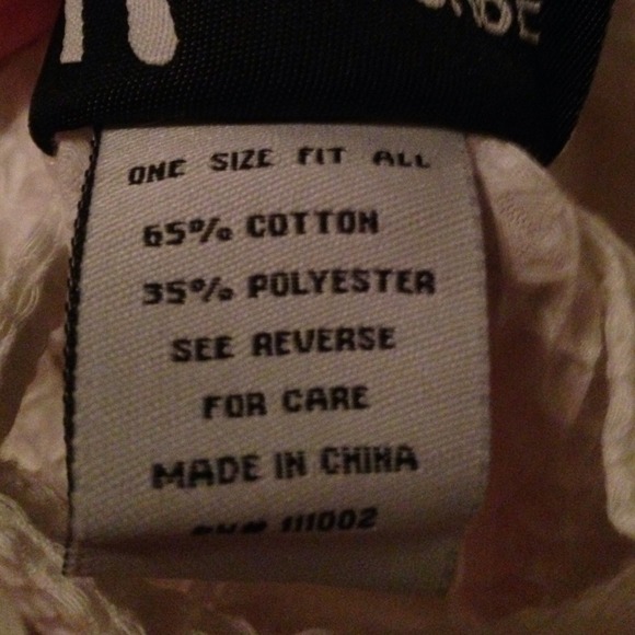 Long Robe - Picture 3 of 3