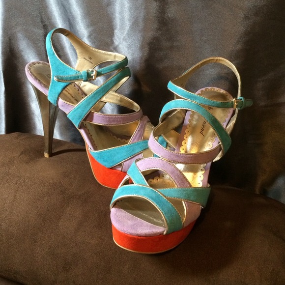 Lulu Townsend Turquoise 10M "EAVAN"