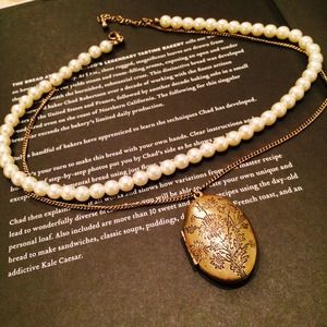 SOLD - Double layer pearl necklace - with locket!