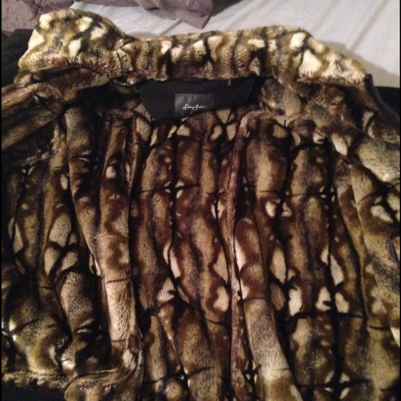 Winter jacket - Picture 2 of 2