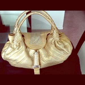💛Sold💖 💯Fendi Limited Edition Gold Spy Handbag