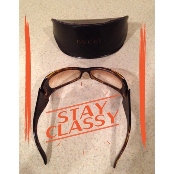 ☀️GUCCI SUNGLASSES☀️ - Picture 3 of 4