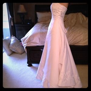 Wedding dress brand new with tags, in bag!
