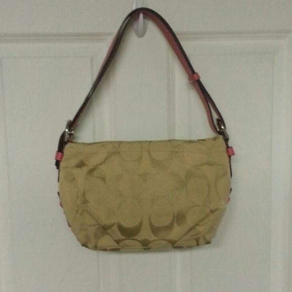 #PRICE REDUCED# Authentic Coach purse. - Picture 1 of 3