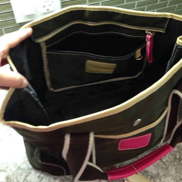 Brown tote - Picture 4 of 4